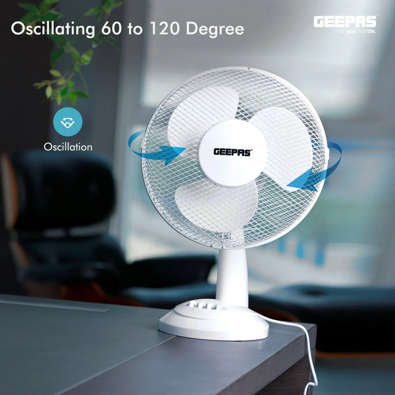 12" White Oscillating Desk Fan