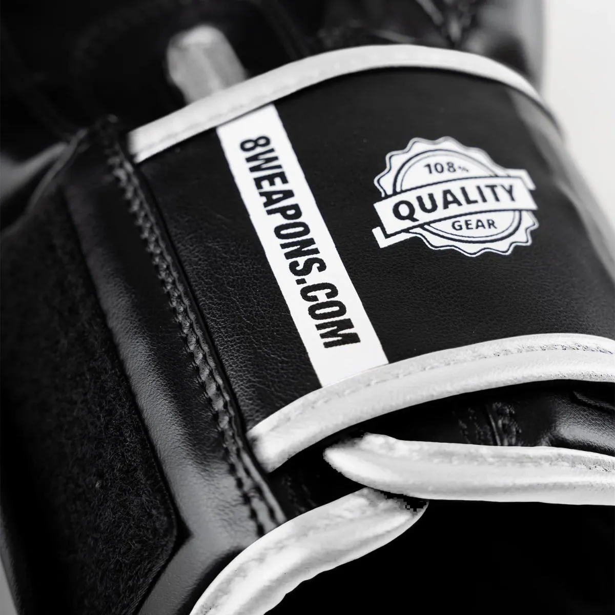 8 Weapons Unlimited 2.0 Boxing Gloves Black/White