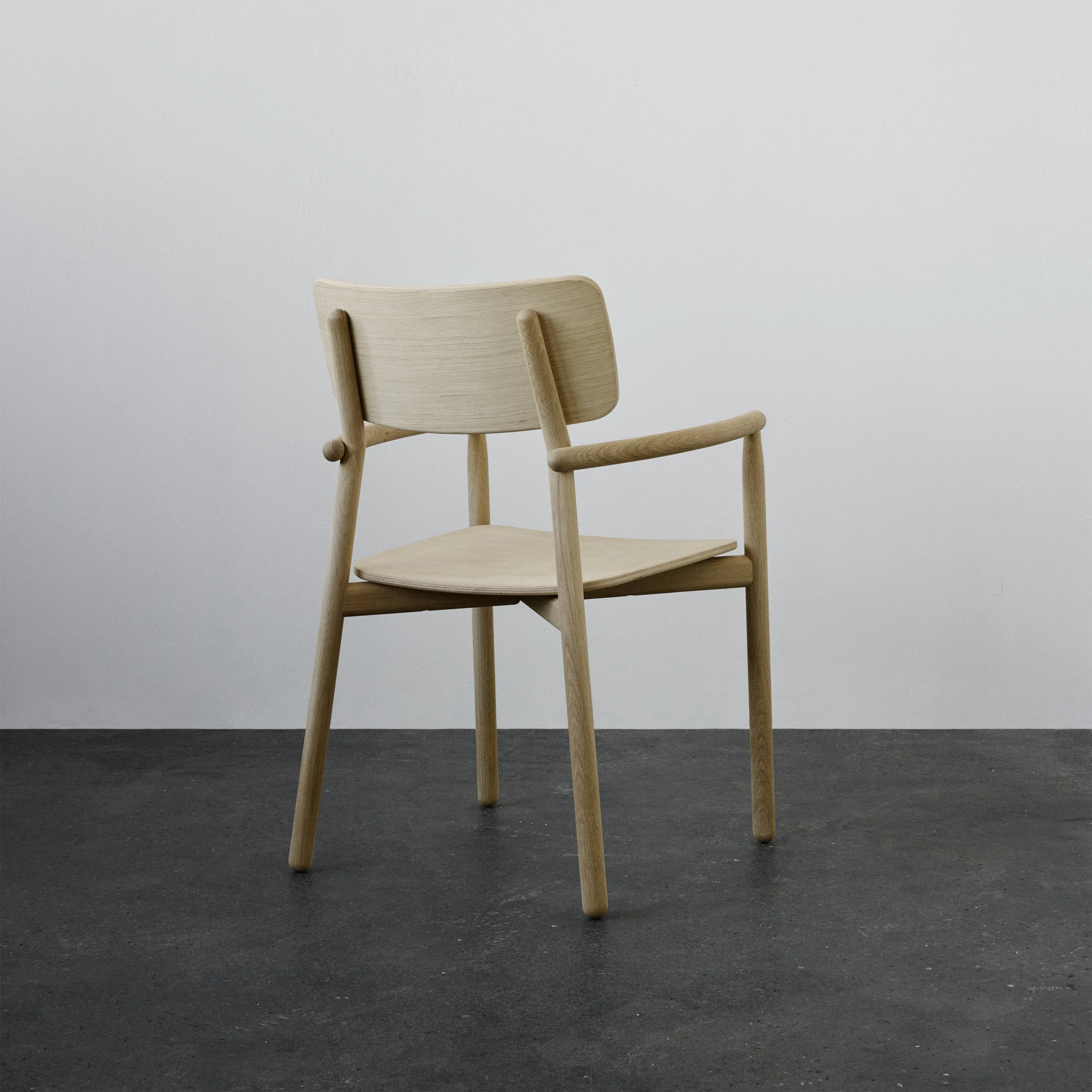 Hven Armchair